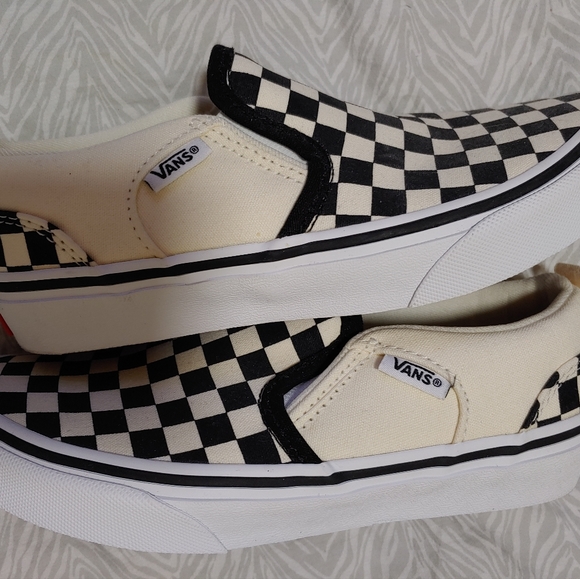 Vans Checker Board slip on youth size 2 shoes - Picture 3 of 7